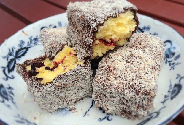 Lamington-gluten-free-australia-day-recipe
