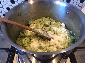 Zuchini-pesto-pasta-italian-recipe-hare-tortoise-kitchen-6