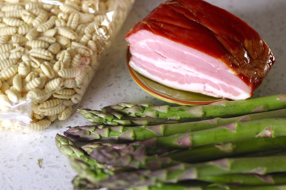 gnocchi-sardi-asparagus-smokedbakon-pasta-recipe