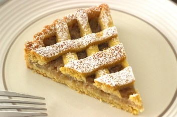 Poached-apple-pear-banana-shortbread-tart-2.JPG